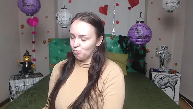 IsabelBlackberry online show from 10-30-25, 06:04