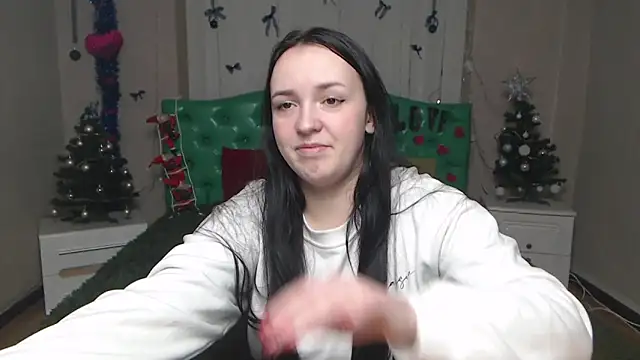 IsabelBlackberry online show from 12-20-25, 06:09