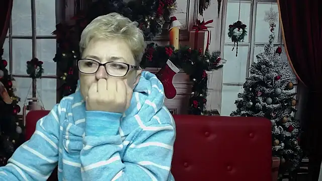 EmiliaGree online show from 12-17-25, 06:14