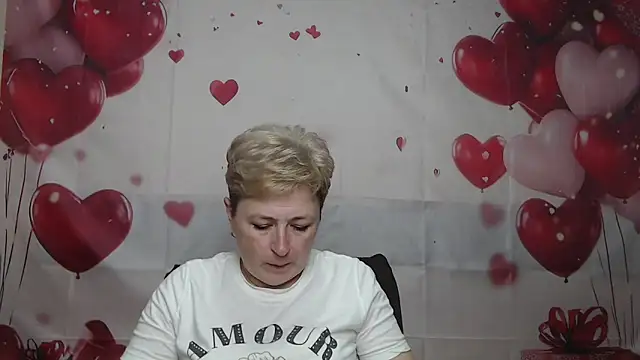 EmiliaGree online show from 05-16-26, 05:12