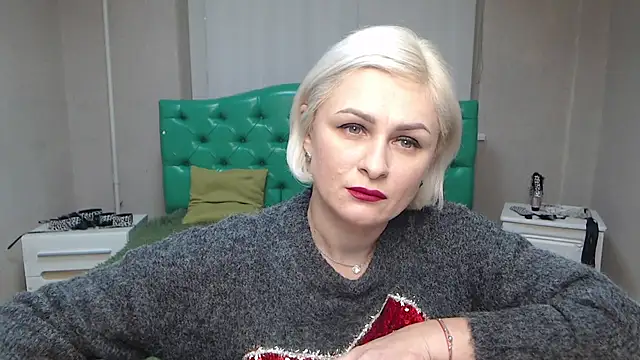 OliviaHorst online show from 01-21-25, 03:10