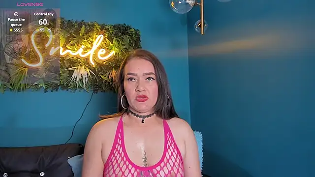 Snapshot of celestelewis chatting on 12-01-25, 07:41 celestelewis online show from 12-01-25, 07:41