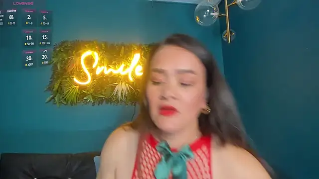 Snapshot of celestelewis chatting on 12-17-25, 07:42 celestelewis online show from 12-17-25, 07:42