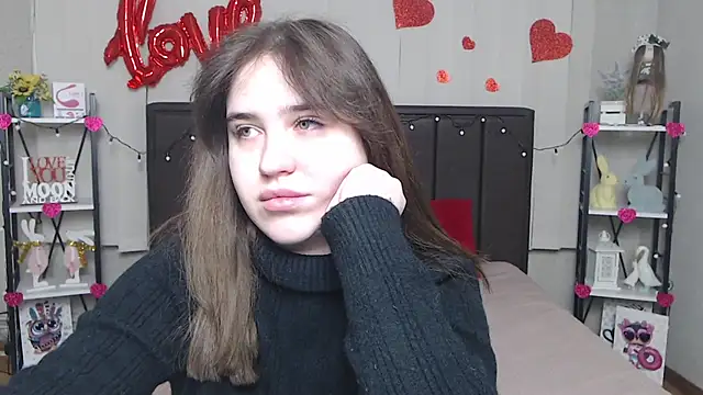 LauraHlot online show from 02-23-25, 06:23