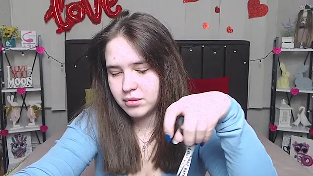 LauraHlot online show from 03-09-25, 09:36