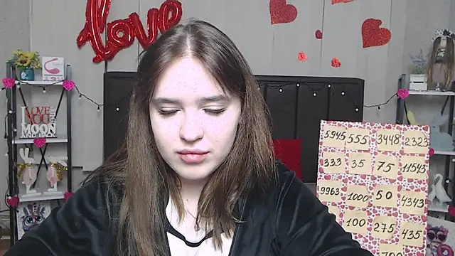 LauraHlot online show from 03-16-25, 06:12
