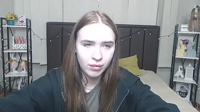 LauraHlot online show from 09-16-25, 06:20