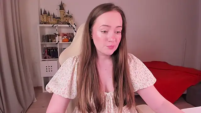 Snapshot of WalkingGirl chatting on 11-04-25, 08:19 WalkingGirl online show from 11-04-25, 08:19