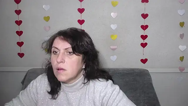 Snapshot of LuciaMii chatting on 02-23-25, 05:56 LuciaMii online show from 02-23-25, 05:56