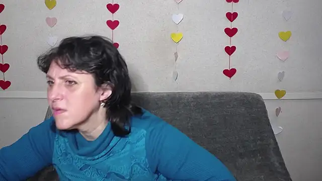 Snapshot of LuciaMii chatting on 03-14-25, 06:07 LuciaMii online show from 03-14-25, 06:07