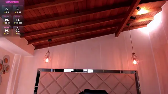 ValeriaVelvet online show from 10-29-25, 12:18