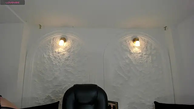 ValeriaVelvet online show from 04-16-26, 12:06