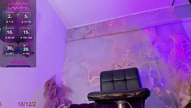 Karla-Ebony online show from 12-19-25, 02:57