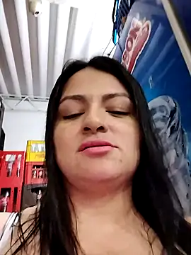 Linda Lars online show from 02-26-25, 03:21