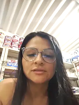 Linda Lars online show from 11-16-25, 03:34