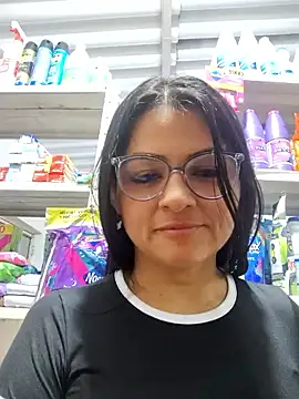 Linda Lars online show from 11-29-25, 01:41