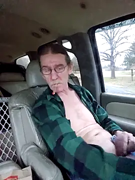 Snapshot of coolbrease10 chatting on 02-14-26, 01:30 coolbrease10 online show from 02-14-26, 01:30