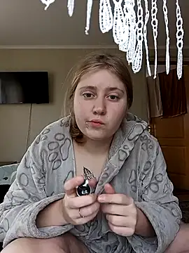 Snapshot of AnastasiaSky19 chatting on 12-05-25, 08:12 AnastasiaSky19 online show from 12-05-25, 08:12