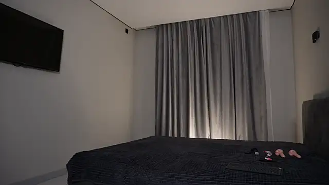 Nik Sharp online show from 03-20-26, 04:12