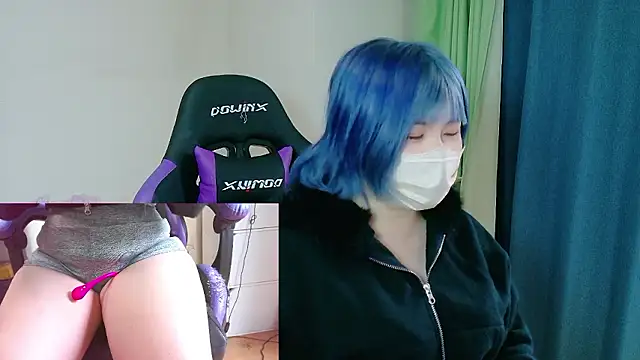 hazuki 8008 online show from 10-21-25, 04:13