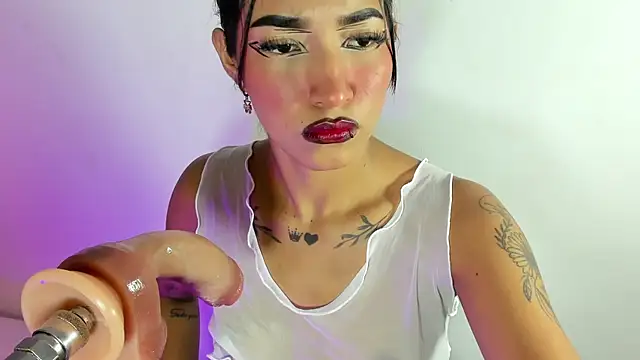 Snapshot of baby_naughty1_ chatting on 09-09-25, 01:32 baby naughty1 online show from 09-09-25, 01:32