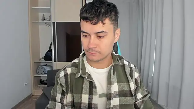 MatMalonne online show from 11-18-25, 06:29