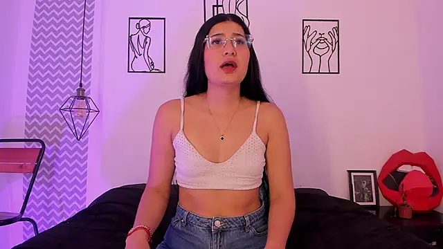 cloehonney online show from 09-14-25, 03:00