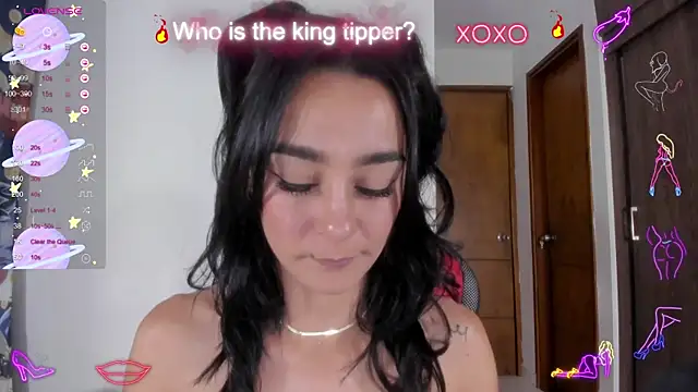 Snapshot of serafelle chatting on 01-18-25, 11:44 serafelle online show from 01-18-25, 11:44