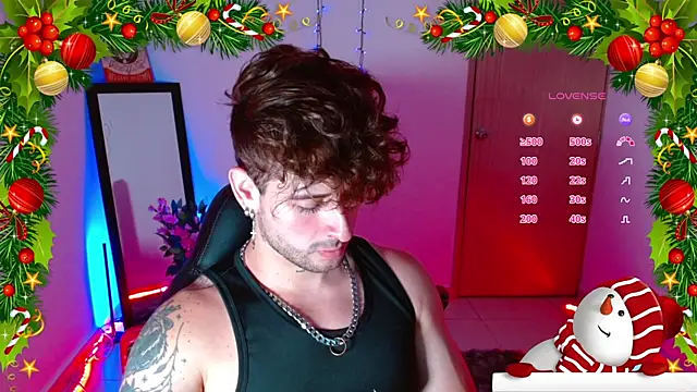 Snapshot of Ares_blue chatting on 12-17-24, 11:17 Ares blue online show from 12-17-24, 11:17