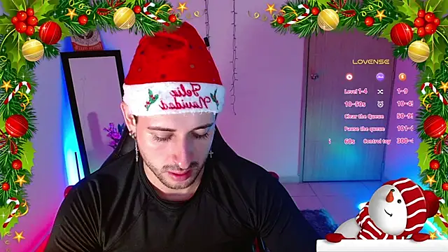 Snapshot of Ares_blue chatting on 12-26-24, 10:48 Ares blue online show from 12-26-24, 10:48