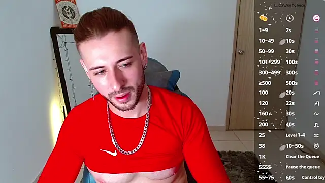 Snapshot of Ares_blue chatting on 02-10-25, 12:39 Ares blue online show from 02-10-25, 12:39