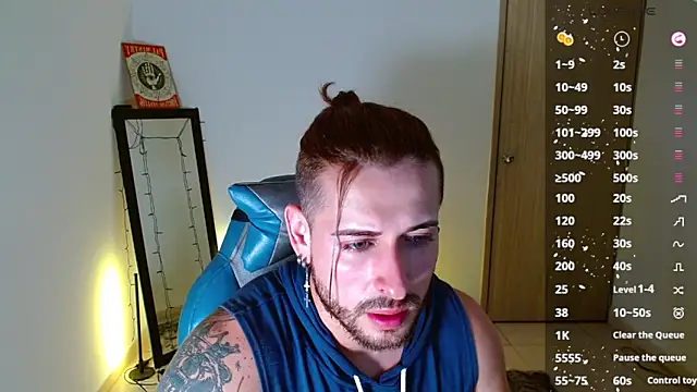 Snapshot of Ares_blue chatting on 02-17-25, 11:23 Ares blue online show from 02-17-25, 11:23