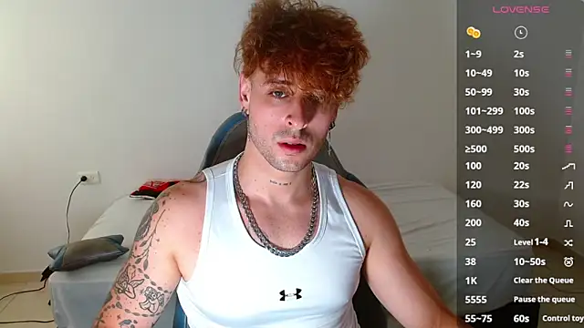 Snapshot of Ares_blue chatting on 03-22-25, 11:53 Ares blue online show from 03-22-25, 11:53