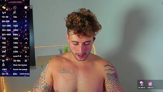 Snapshot of Ares_blue chatting on 10-16-25, 03:13 Ares blue online show from 10-16-25, 03:13
