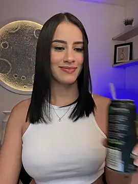 SarahhSmitth1 online show from 02-21-25, 11:43