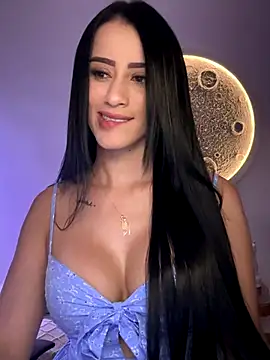 SarahhSmitth1 online show from 12-15-25, 09:08