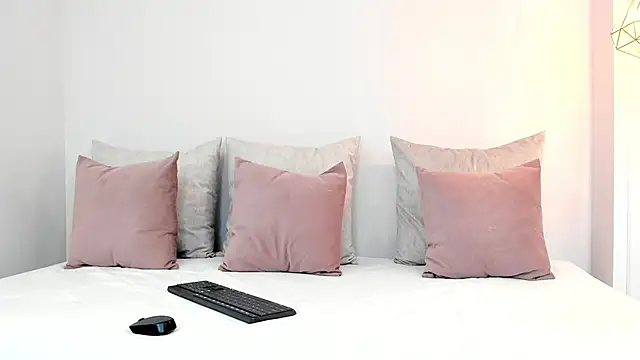 anny tayloor online show from 01-15-25, 04:54