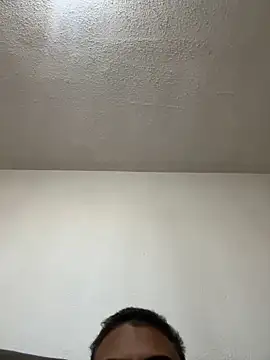 Snapshot of Akdablio chatting on 09-30-25, 01:27 Akdablio online show from 09-30-25, 01:27