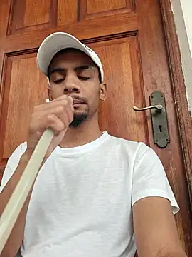 29YOURZ 28  online show from 11-14-25, 11:20