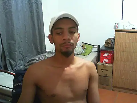 29YOURZ 28  online show from 11-21-25, 04:44