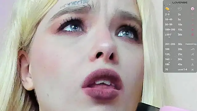 MisssLola online show from 01-31-25, 04:06