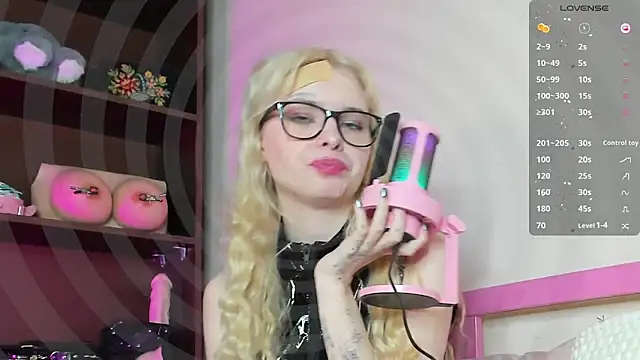 MisssLola online show from 02-14-25, 05:03