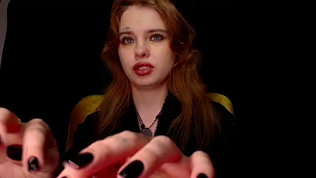 Snapshot of MisssLola chatting on 01-12-26, 02:22 MisssLola online show from 01-12-26, 02:22