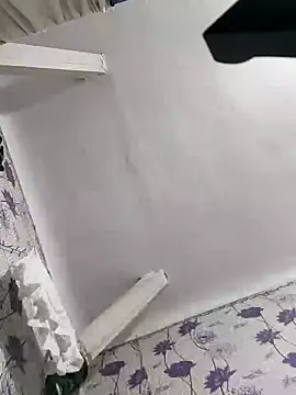 SweetLeila40 online show from 02-04-25, 11:49