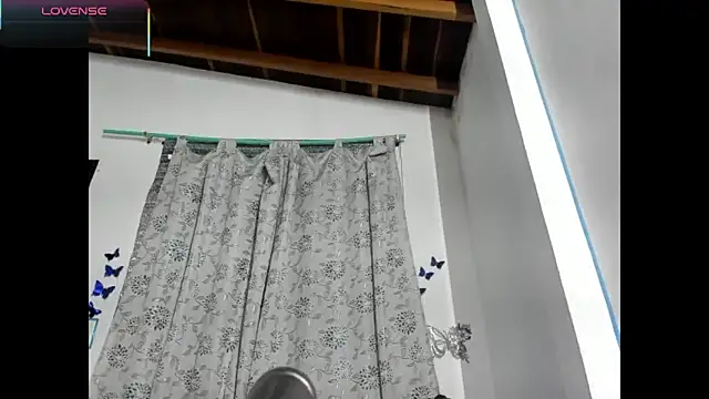 Laila Laly online show from 06-19-26, 04:44