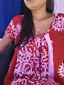 Snapshot of yhona_darling chatting on 06-19-26, 04:28 yhona darling online show from 06-19-26, 04:28