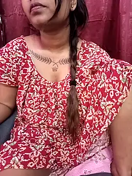 Snapshot of Hot_Urvi chatting on 02-16-25, 08:00 Hot Urvi online show from 02-16-25, 08:00