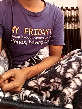 Snapshot of MUMTAJ-1 chatting on 01-09-26, 04:10 MUMTAJ-1 online show from 01-09-26, 04:10