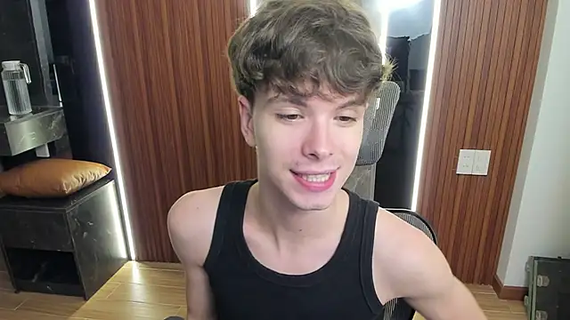 calvin love you online show from 04-25-26, 05:10