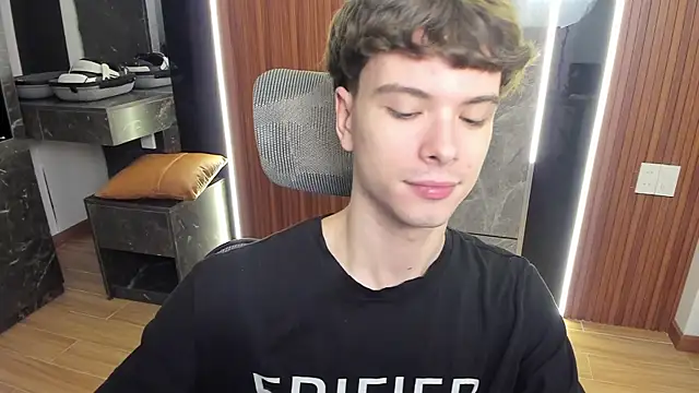 calvin love you online show from 06-27-26, 05:40